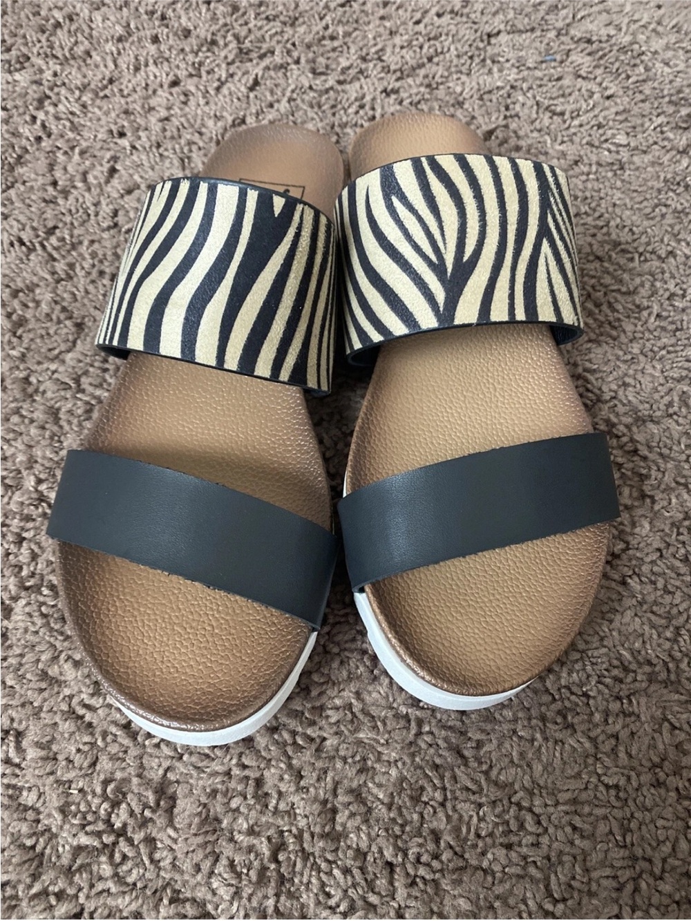 Dirty Laundry Coastline Natural Sandals ZEBRA BLACK BEIGE Size 8 NEW - Picture 2 of 6
